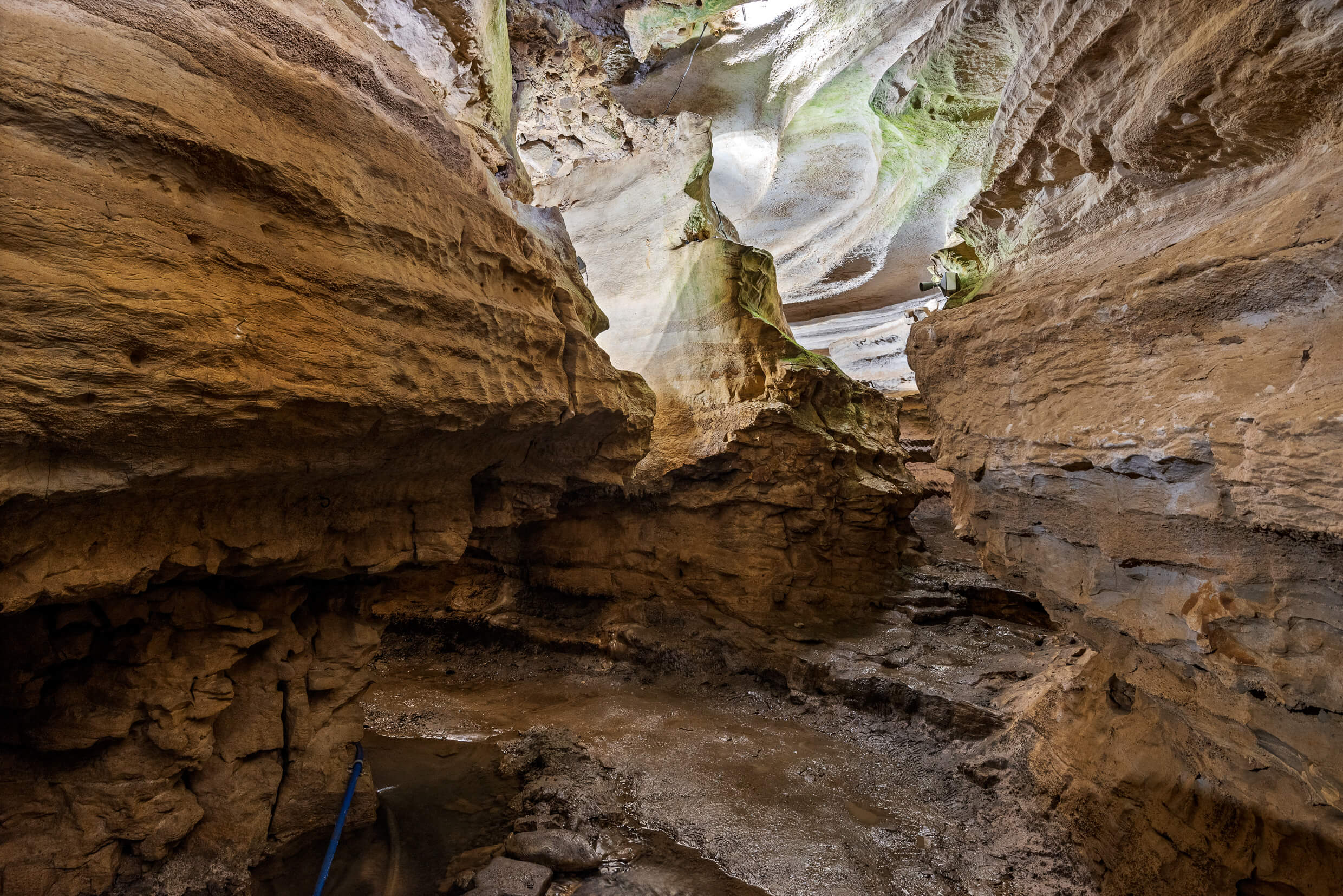 Read more about the article Caves You Can Actually Stay In Around the World